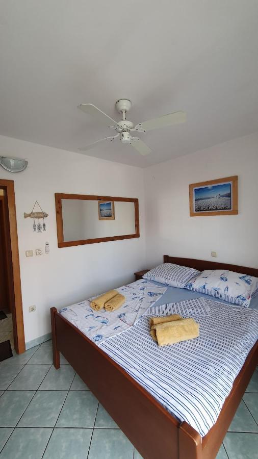 Apartments Ok Lopar Εξωτερικό φωτογραφία