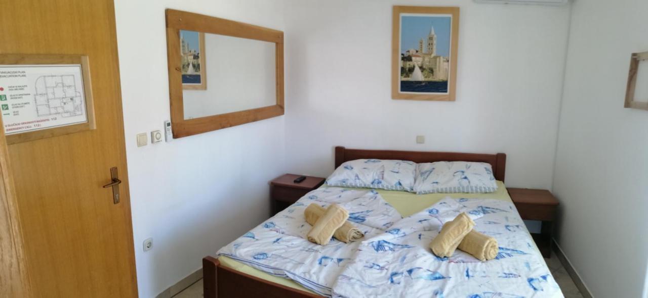 Apartments Ok Lopar Εξωτερικό φωτογραφία