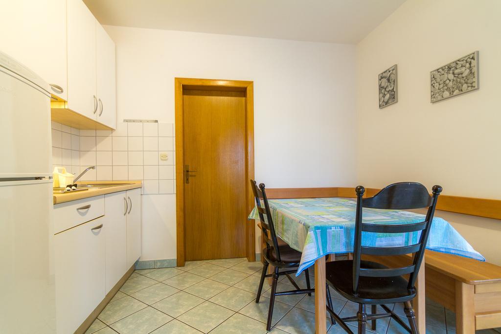 Apartments Ok Lopar Εξωτερικό φωτογραφία